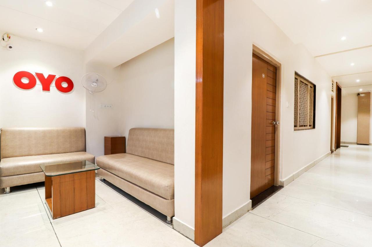 Oyo 26781 Hotel Raghupati Ayodhya ภายนอก รูปภาพ